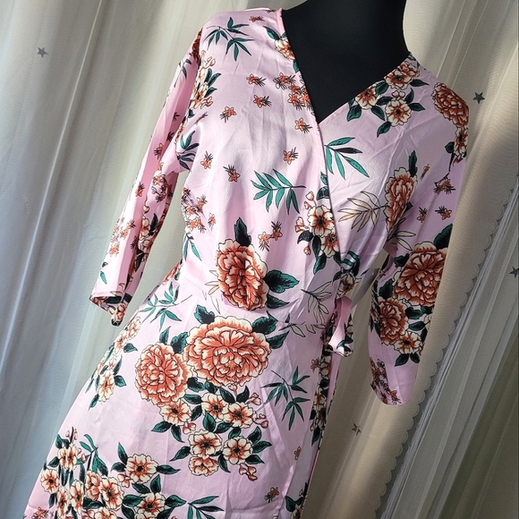 🍒NWT🍒 THE ORIENT KIMONO WRAP DRESS - Picture 11 of 13